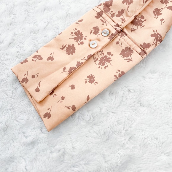 NWT- ZARA Cropped Floral Silky Cropped Long Sleeved Top - Picture 6 of 13